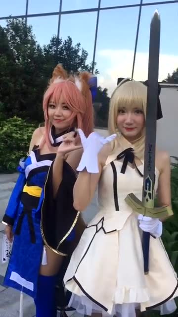 这两个美女coser，你们觉得如何？免费观看