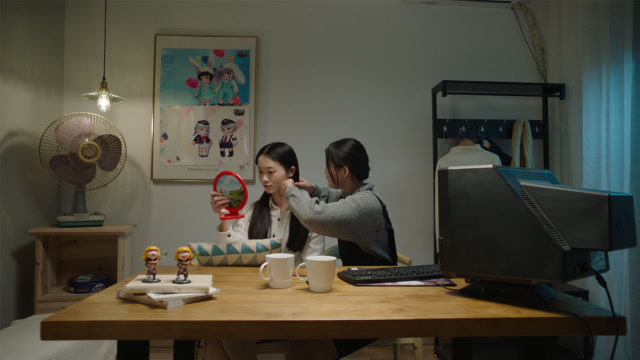 魔域：12年轮回当初陪伴你的人还身边吗？猪你快乐！免费观看