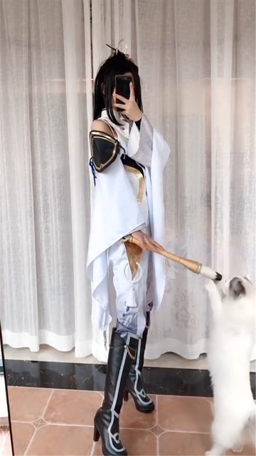 不会上天的国服上官婉儿，请求出战！免费观看