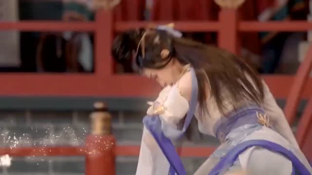 舞女惊鸿一舞，太惊艳了，美得不可方物！免费观看