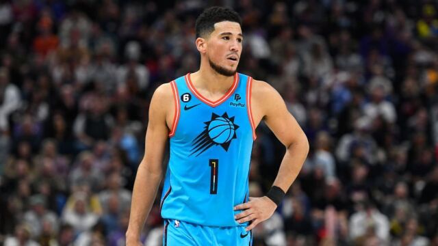 布克vs尼克斯集锦 手感火热20+5+5记三分率队轻取太阳