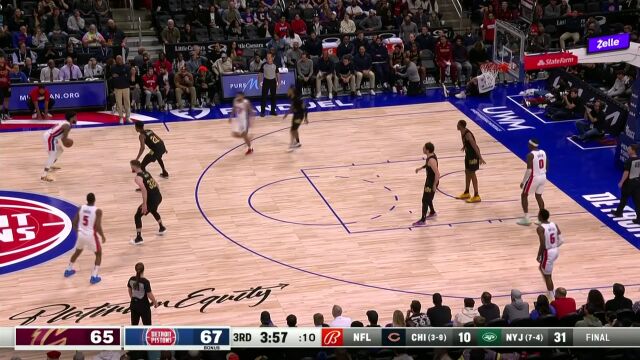 个人单打教科书！贝1v1强势勾手上篮打成2+1