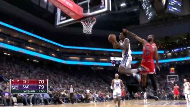 当代人类电影精华 蒙克空中大幅度折叠暴扣点燃球馆氛围