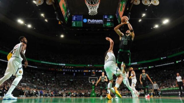 掘金112-131凯尔特人 约基奇空砍28+8不敌双探花59分