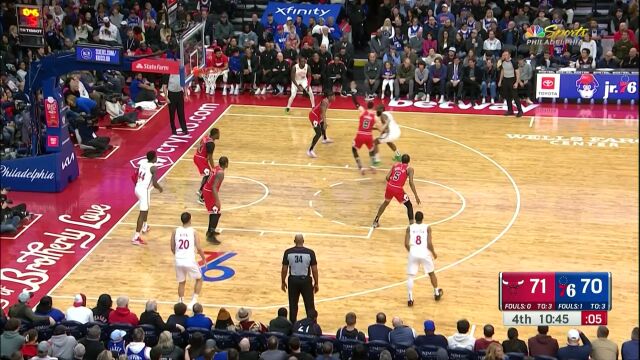 单枪匹马闯敌营 拉文顶翻尼昂上篮打成2+1