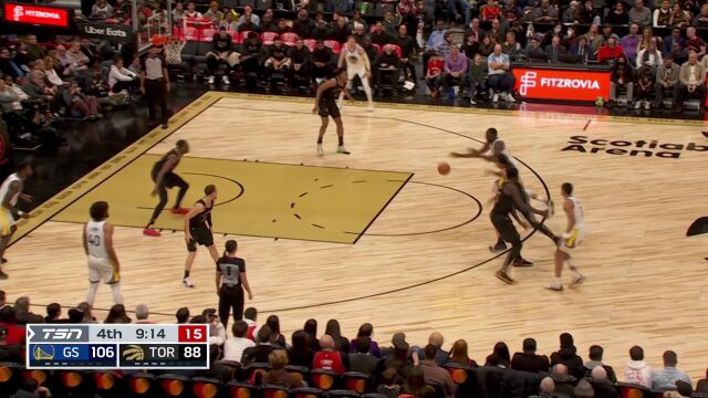 两个格林之间默契十足 德雷蒙德妙传杰迈克尔双手暴扣