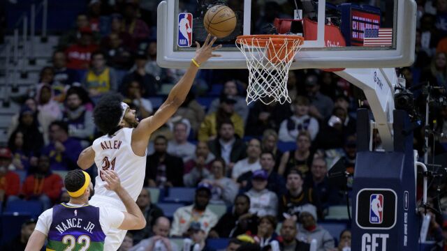 阿伦vs鹈鹕集锦 全场20+11率献暴扣且攻防一体