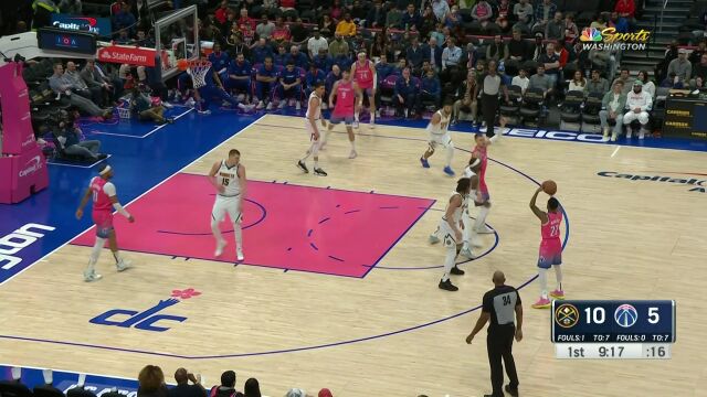 没有一丝犹豫 波神抬手就投稳稳打进