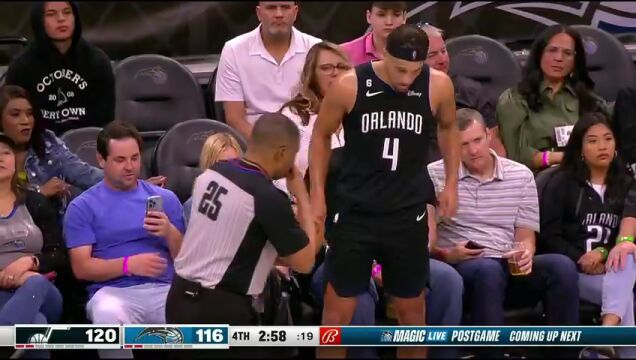 爵士vs魔术第4节中文解说回放