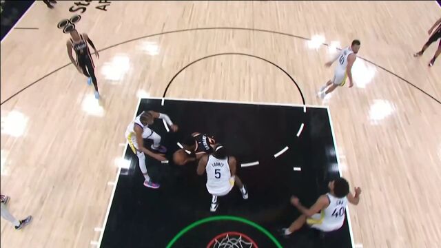 卢尼篮下自投自抢扣篮打进 奥孔古灵动突破抛投回应