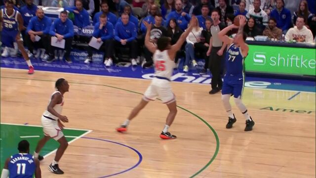 尼克斯vs独行侠第1节英文原声回放