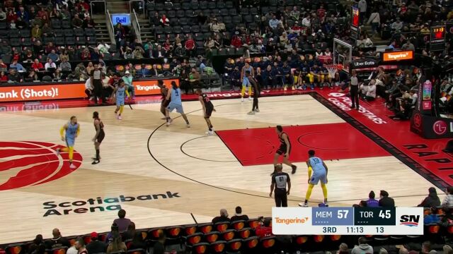 状态依旧火热 莫兰特连续冲击防线砍下4分