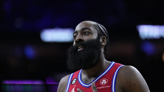 哈登vs湖人集锦 全场28分送出12记助攻盘活全队进攻