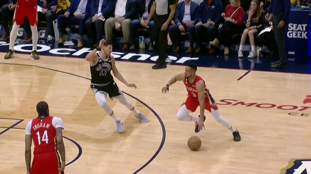 大道至简！麦科勒姆秀看家本领翻身后仰稳稳命中