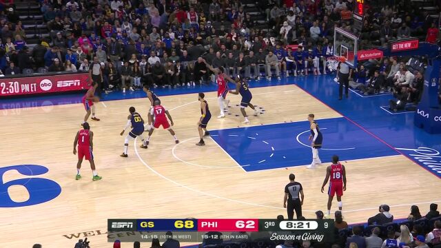 不愧是顶级的分手！哈登弧顶三分一杆进洞