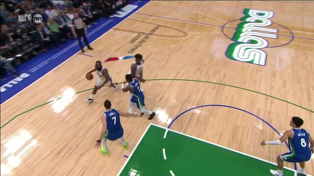 哈登神仙背传 恩比德默契接球后仰抛投