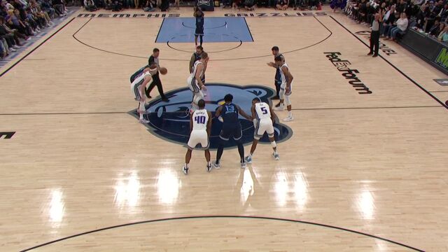 NBA常规赛：国王vs灰熊第1节英文原声回放