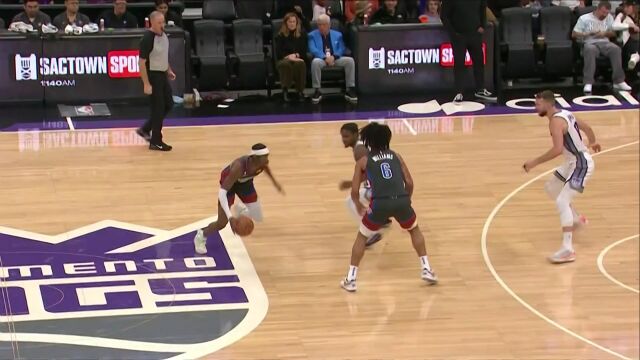 NBA常规赛：雷霆vs国王第3节英文原声回放