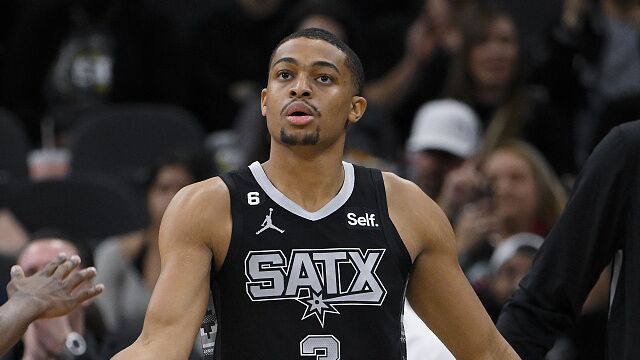 尼克斯115-122马刺 兰德尔空砍41+11马刺全民皆兵轻取尼克斯