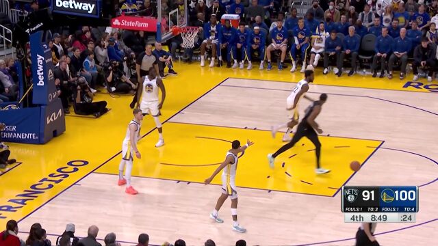 盖帽王+命中率王名不虚传！克拉克斯顿盖帽促反击暴扣终结