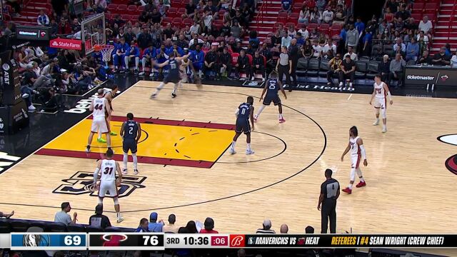 我永远是你最坚实的后盾 巴特勒突破妙传泽勒双手暴扣