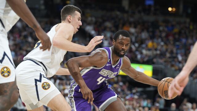 巴恩斯vs掘金集锦 上场仅17分钟三分7投5中拿下全队最高17分