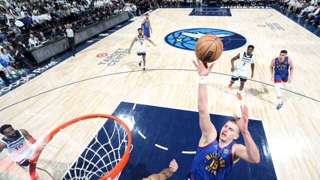 掘金vs森林狼五佳球 约基奇弧顶发牌 爱德华兹攻防一体送大帽