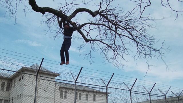 经典高分电影《飞越疯人院》拯救灵魂上的束缚