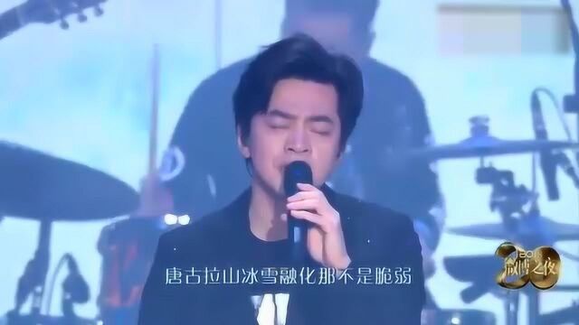 音乐诗人李健独唱《水流众生》自带儒雅气质的男人太有美丽