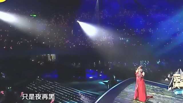 林忆莲一首《夜太黑》太激情,唱的太好了