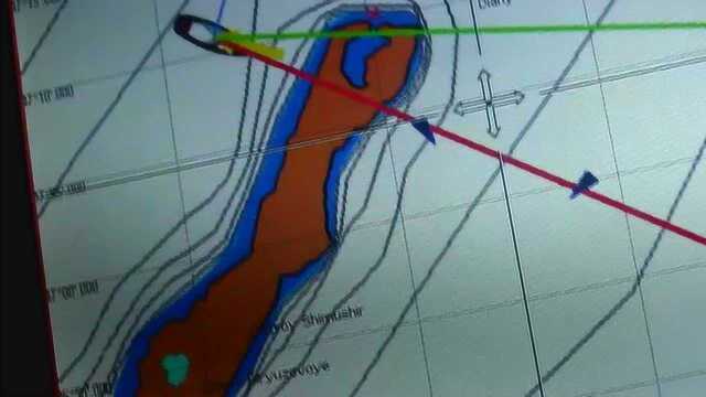 未知的船在仪器上若隐若现,全船人员提起新知岛都心有余悸