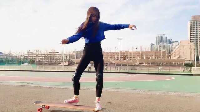 长板女孩 滑的太飘逸了