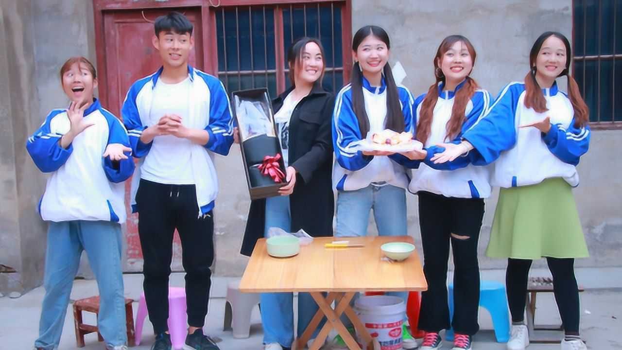 妈妈出差，小短剧陪你度过温馨时光——免费观看推荐，妈妈出差不孤单，小短剧陪你共度温馨时光——免费观看推荐