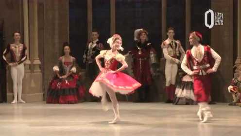 俄罗斯经典芭蕾舞剧《天鹅湖》| 彼尔姆芭蕾歌剧院