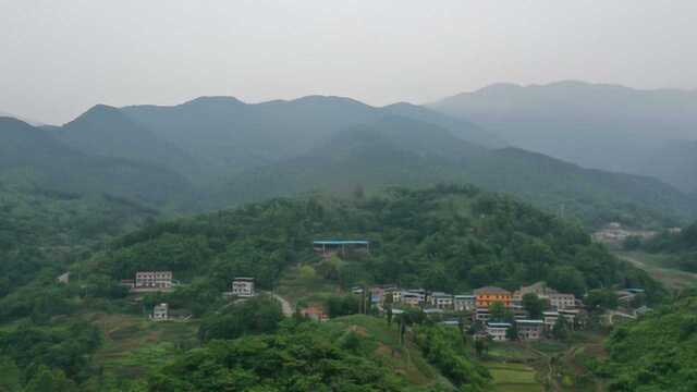 鲁国公安丙家族墓地风水,看风水大师王君植四川广安授徒现场风水视频航拍