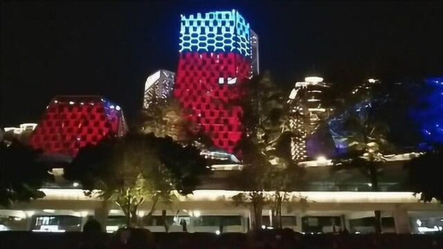 摩旅来到风情港,江河两岸风景如此迷人,来了不想走了!