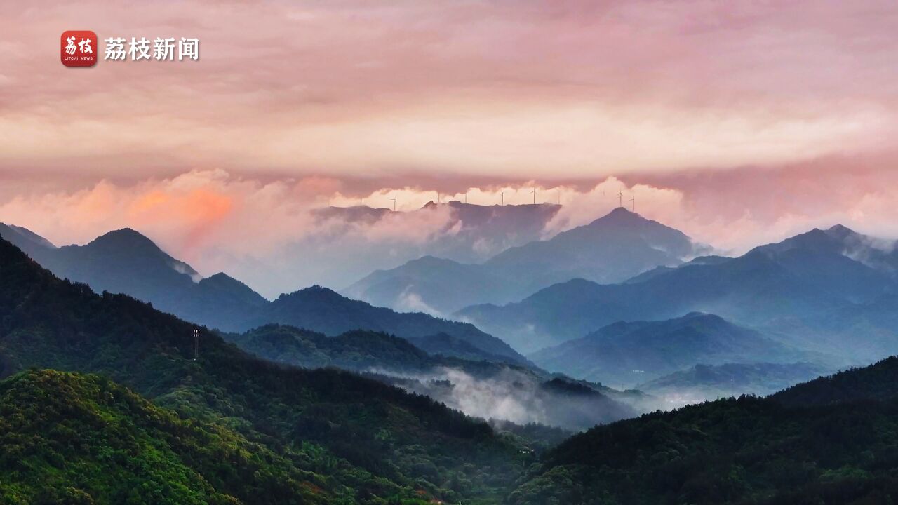 温柔治愈!龙眠山风车与粉色晚霞浪漫同框