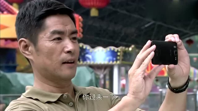 特警力量特警的妻子就是不一般,铁行你要是犯罪还真不好抓你