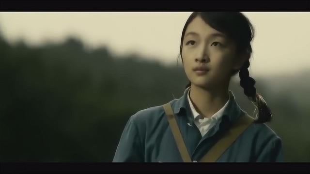 抖音超火伤感歌曲《那个女孩》,声音入心,能听懂的都有故事