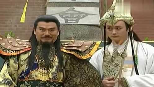 雄霸展示天下会的实力，想招揽独孤一方，对方却不给面子