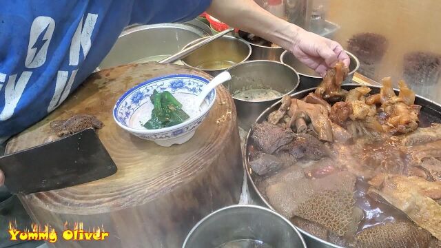 牛杂 牛腩 牛筋 牛肚 牛肺 牛膀 成记牛什粉面