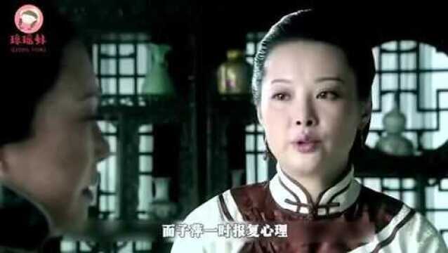 小妾整天花枝招展出门,不料被丈夫发现丑事,一手掐脖要她命