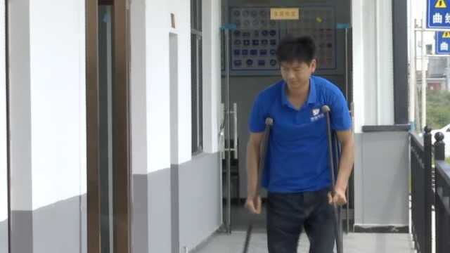 为让更多残疾人出行方便,截瘫小伙自费300万创办残疾人驾校