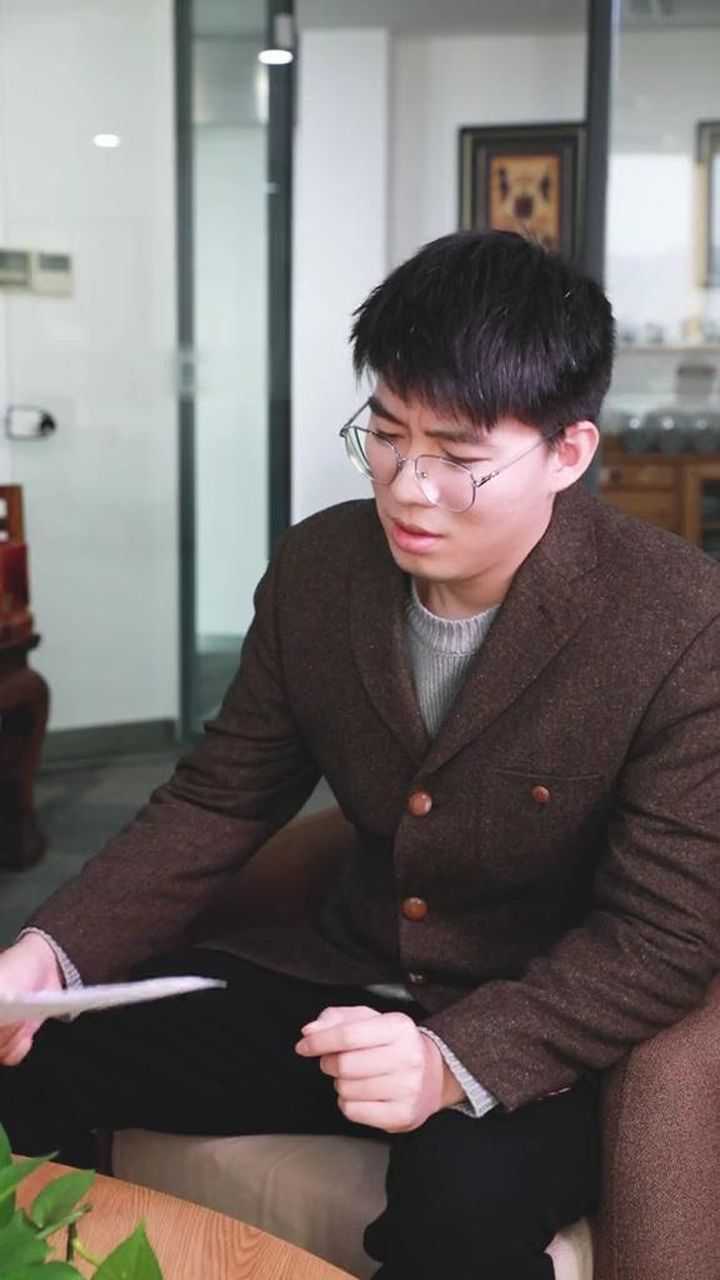视频列表全部视频>专栏作品20主页我是王志猩的贴身保镖李飞919订阅
