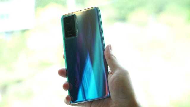 vivo Y55s评测:巨能量电池+超级扬声器的王炸组合