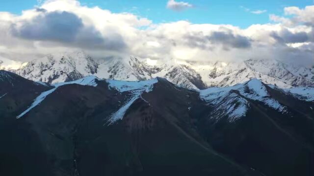 雪山雪景