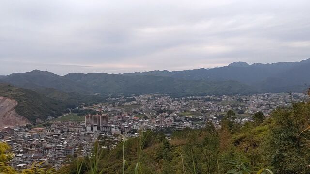 连平县忠信镇黄岭山风景