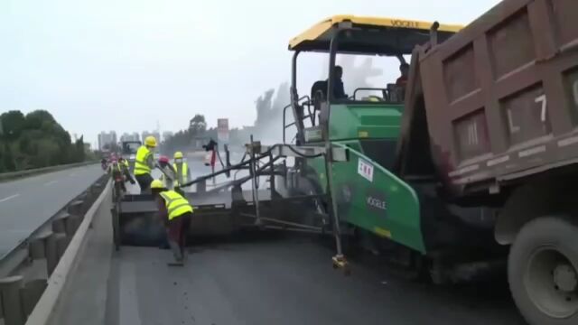 24公里沥青路面铺设!峨眉这条道路需错时错峰出行~