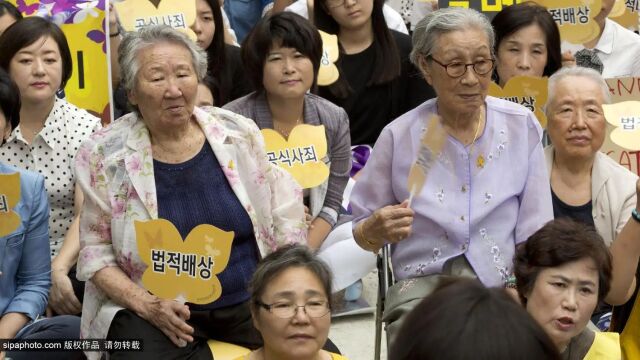 1957年,韩国女性被“圈养”在指定区域,为美军提供“特殊服务”