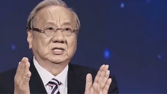 氢作为燃料电池发电的同时,还可以将水烧至90摄氏度,利用效率高